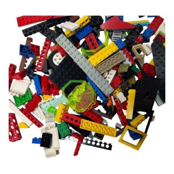 Lego Miscellaneous Pieces. About a Half Pound. - Picture 4 of 4